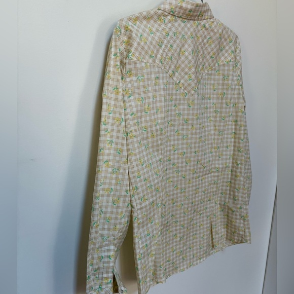 NWT Wrangler Retro Floral Pearl Snap Western Shirt Size Medium - Picture 10 of 12